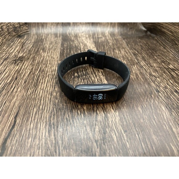 Fitbit Inspire 2 Health Fitness Tracker Black With Charger & Extra Bands Works - Picture 3 of 6
